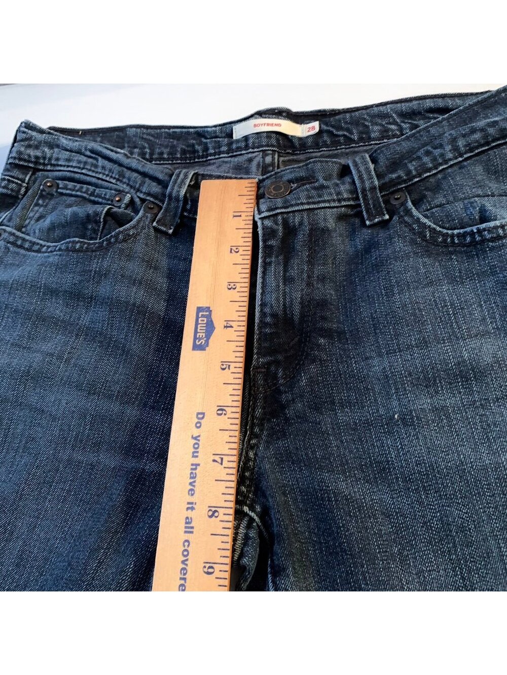 Levi's Boyfriend Jeans Size 28 Dark Wash Denim - Picture 6 of 8